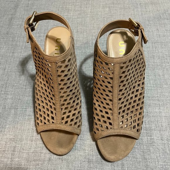 Unisa Peep toe mesh  sandalsSize 7.5 - Picture 2 of 6
